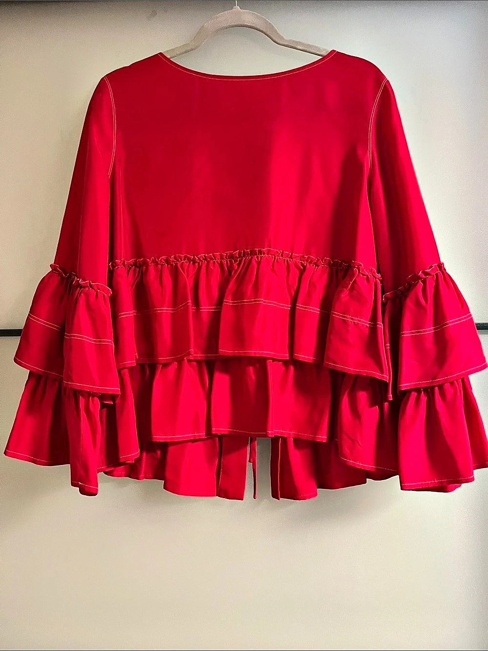 Club Monaco Ruffle Blouse in Red Size Large Like New